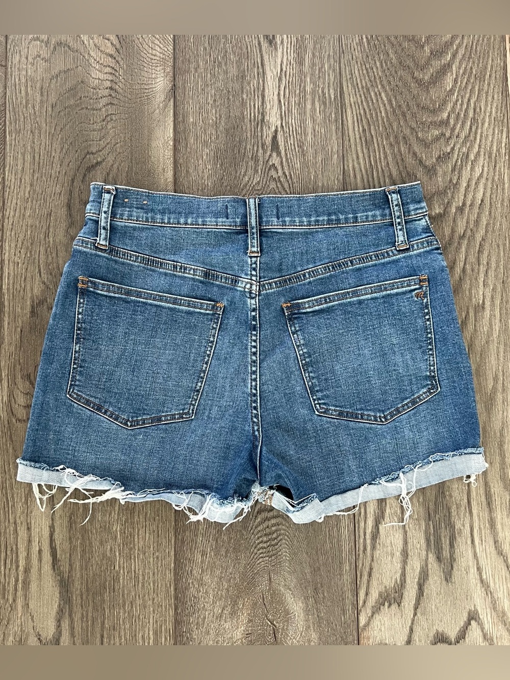MADEWELL High Rise Denim Jean Shorts in Derby Wash Button-Front Edition Size 28 - Picture 5 of 11